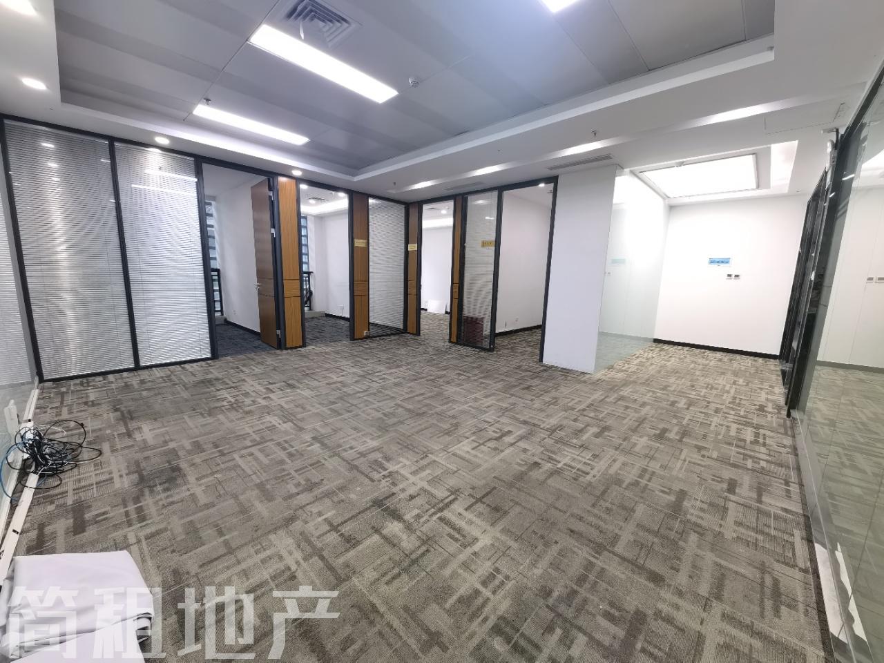 正电梯口 特价 航盛科技大厦 一手直租 70%使用率 双地铁