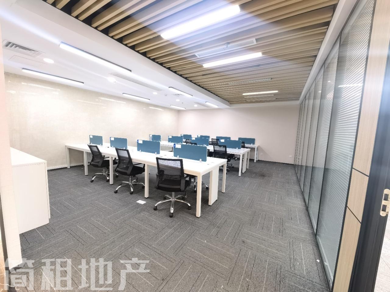 带家具 户型方正 隔间大 航盛科技大厦 一手直租 70%使用率 