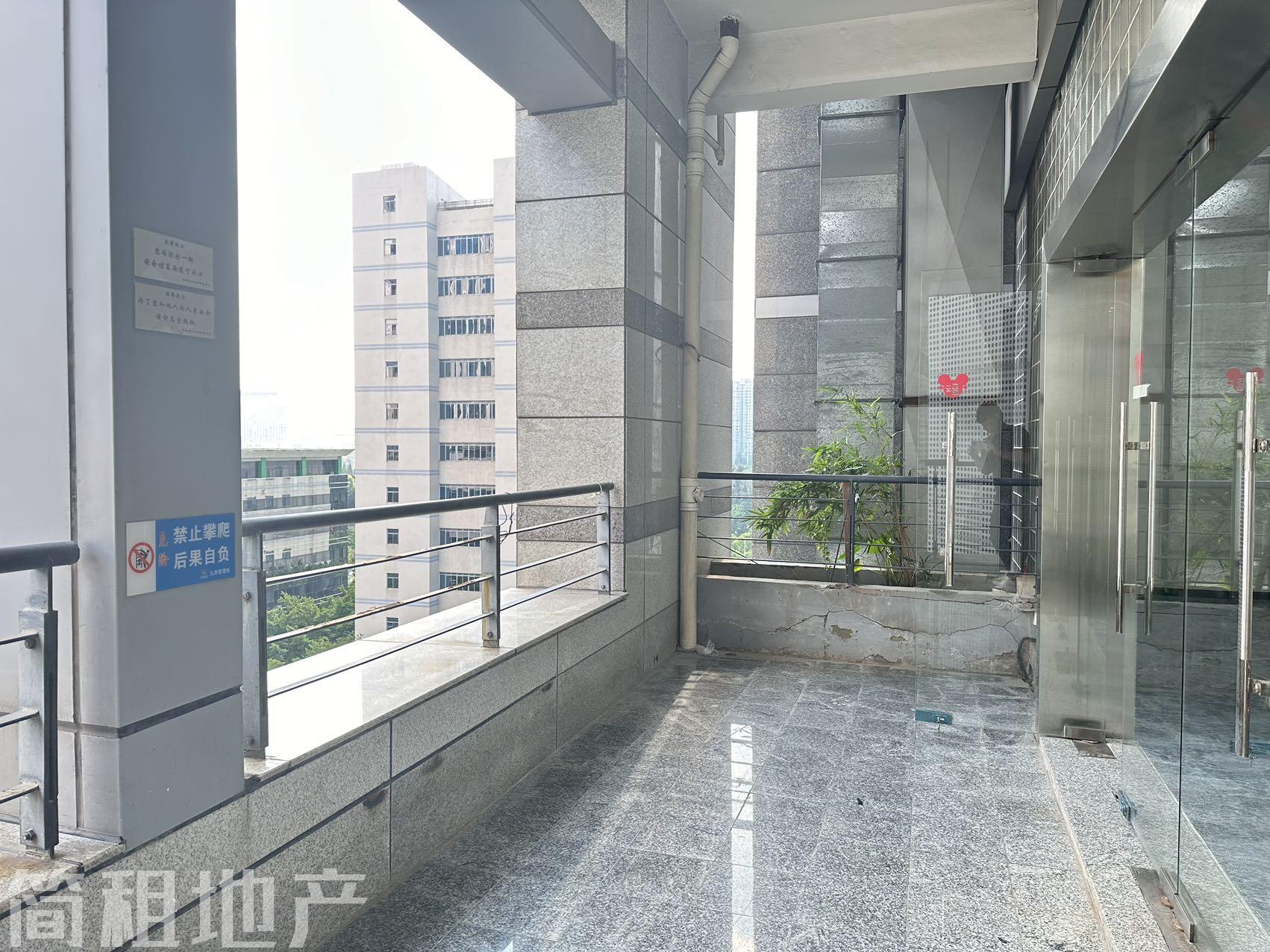 带独立阳台 全新装修 九洲电器大厦 空调24小时