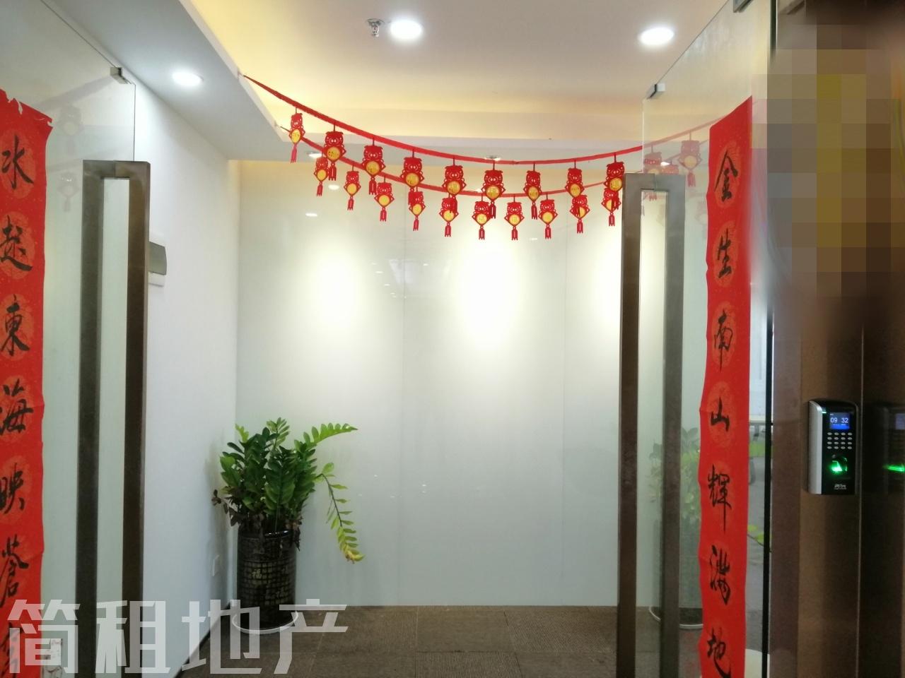 南向 户型方正 大小均有 绿创云谷大厦 停车方便