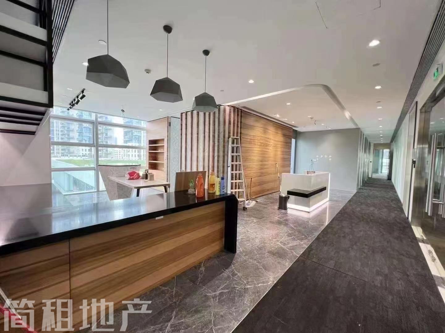 蛇口招商局广场 精装1310平 双阳台 看山景