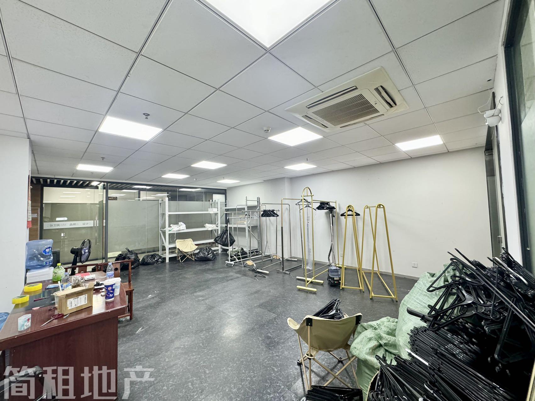 格局可改 大小均有 南油第四工业区 空调24小时