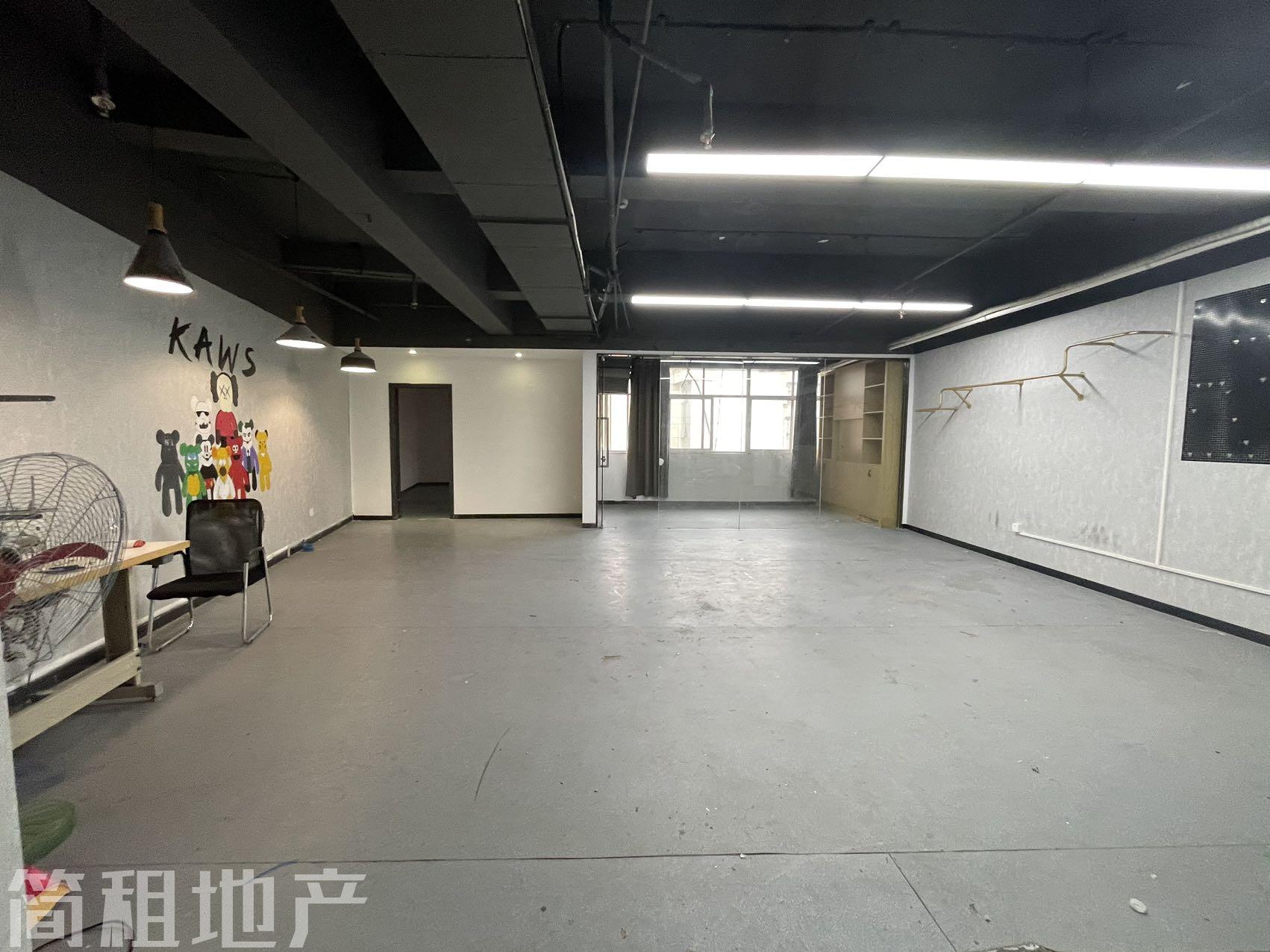 户型方正 南油第四工业区 空调24小时 近地铁
