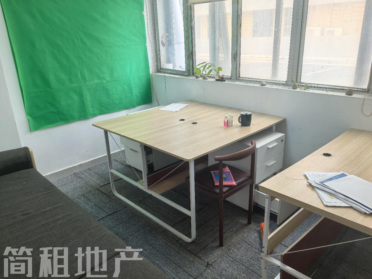 采光视野好 带家具 南油第四工业区 空调24小时