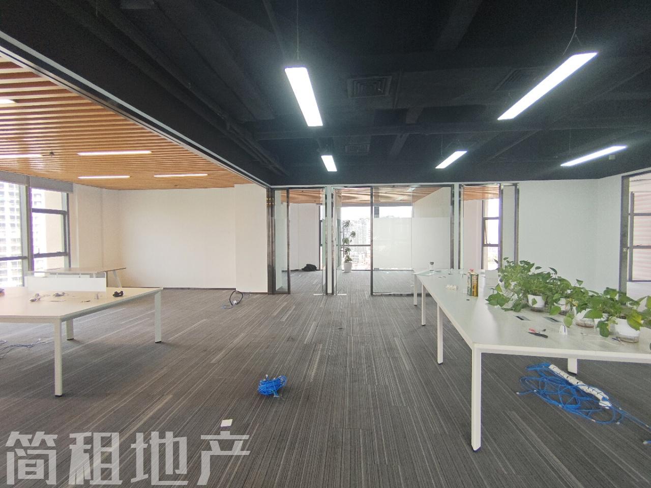 三面采光 一手直租 高使用率 濠盛商务中心 近地铁 空调24小时