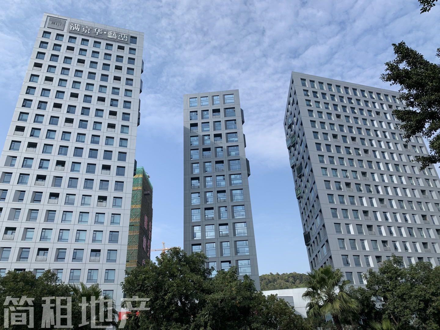特价复式 大气前台背景墙 满京华艺峦 甲级楼  24小时空调