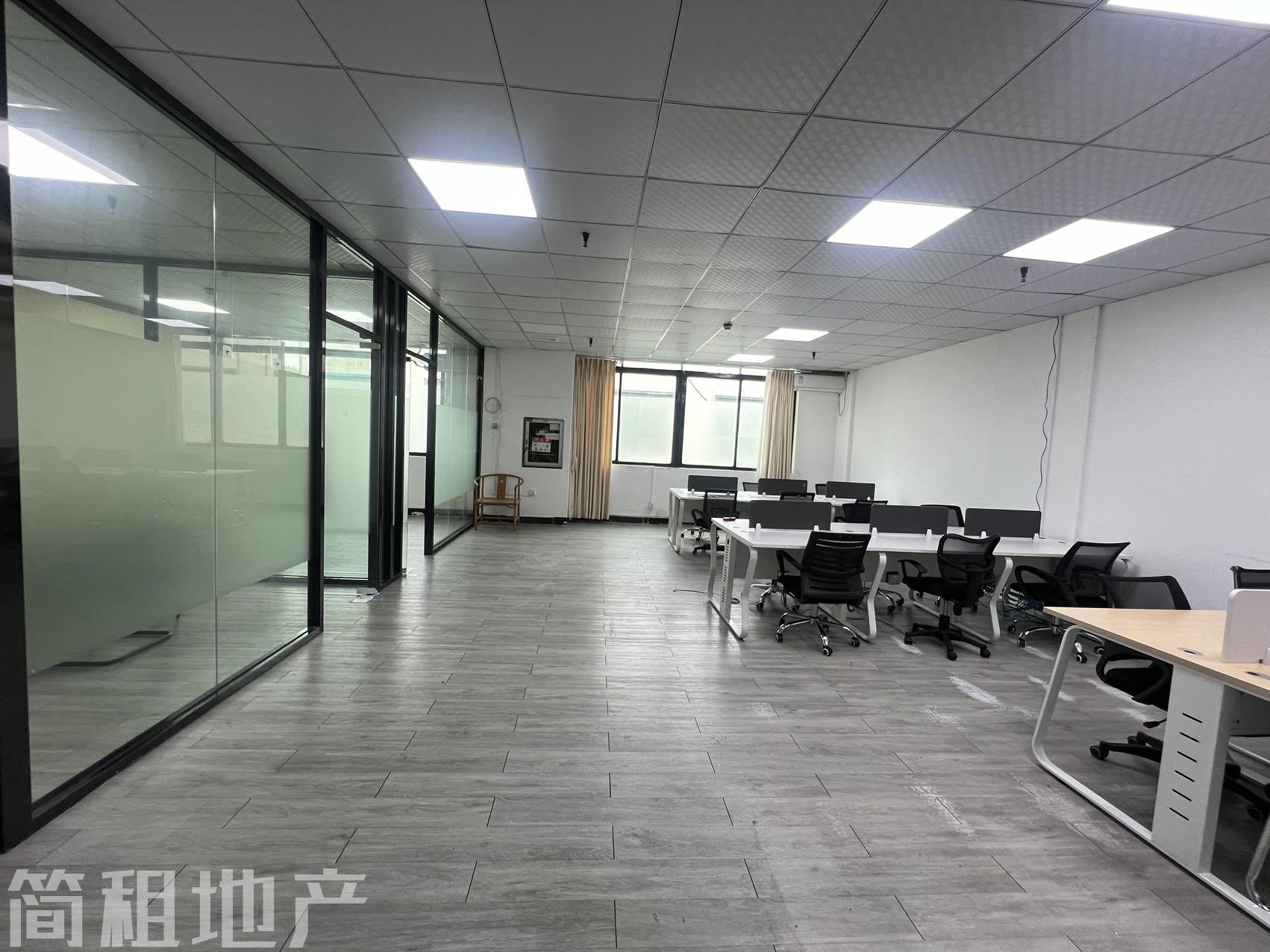 龙华民治深圳北站，优品文化创意园，园林风办公，环境舒适