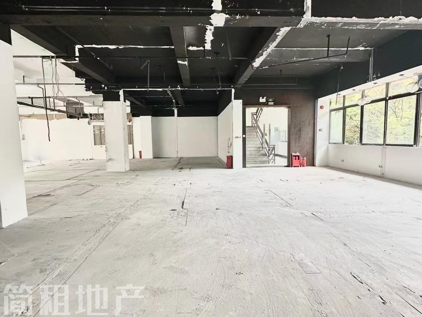 不限行业 毛坯大小均有 特价出租 沛鸿电子大厦
