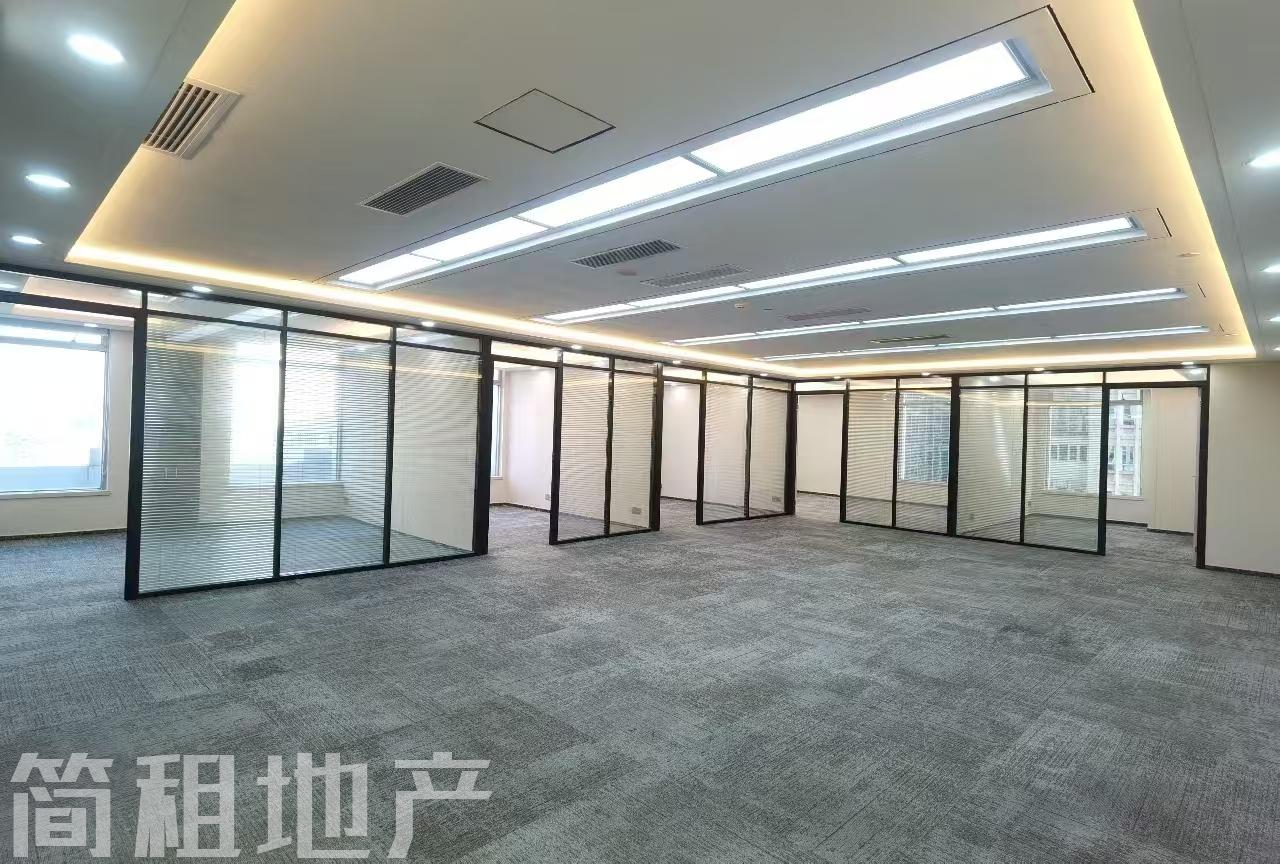 福田中心区 卓越大厦 精装350平 东南向 6+1格局 地铁口