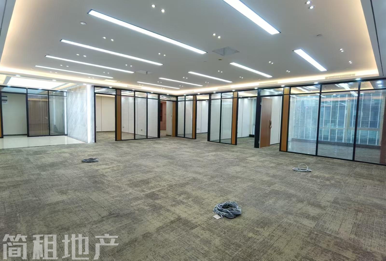 新出 福田中心区 荣超经贸中心 精装408平 5+1格局 可配家私 