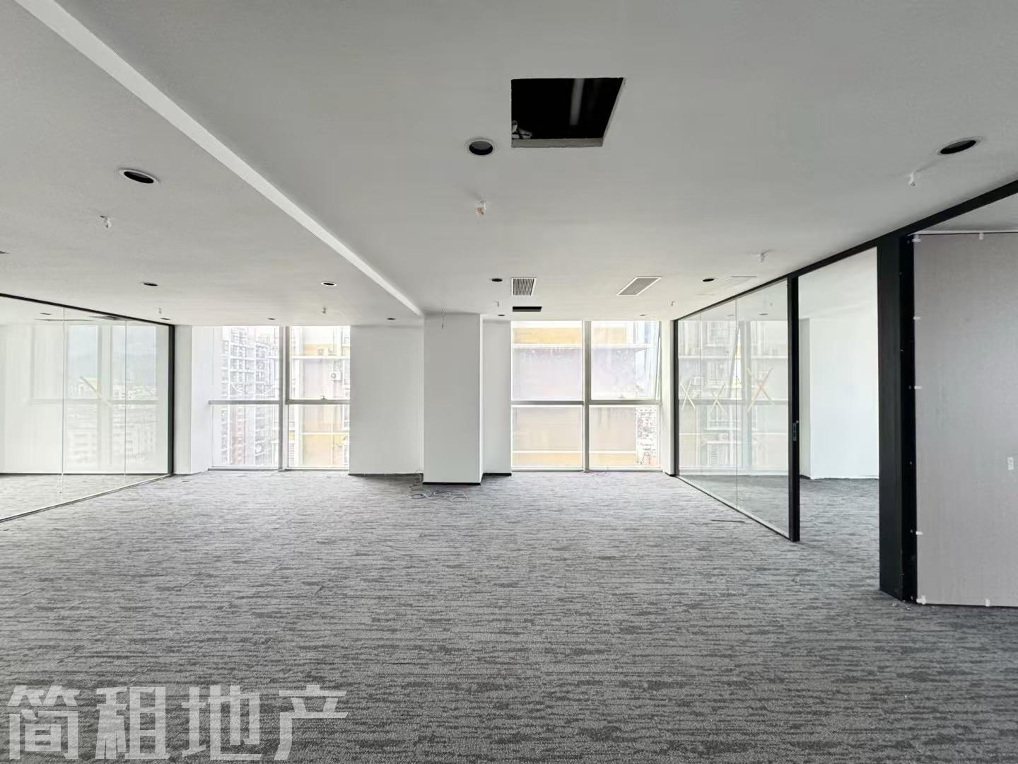 龙华美丽AAA大厦，龙华地铁口繁华商圈，带红本