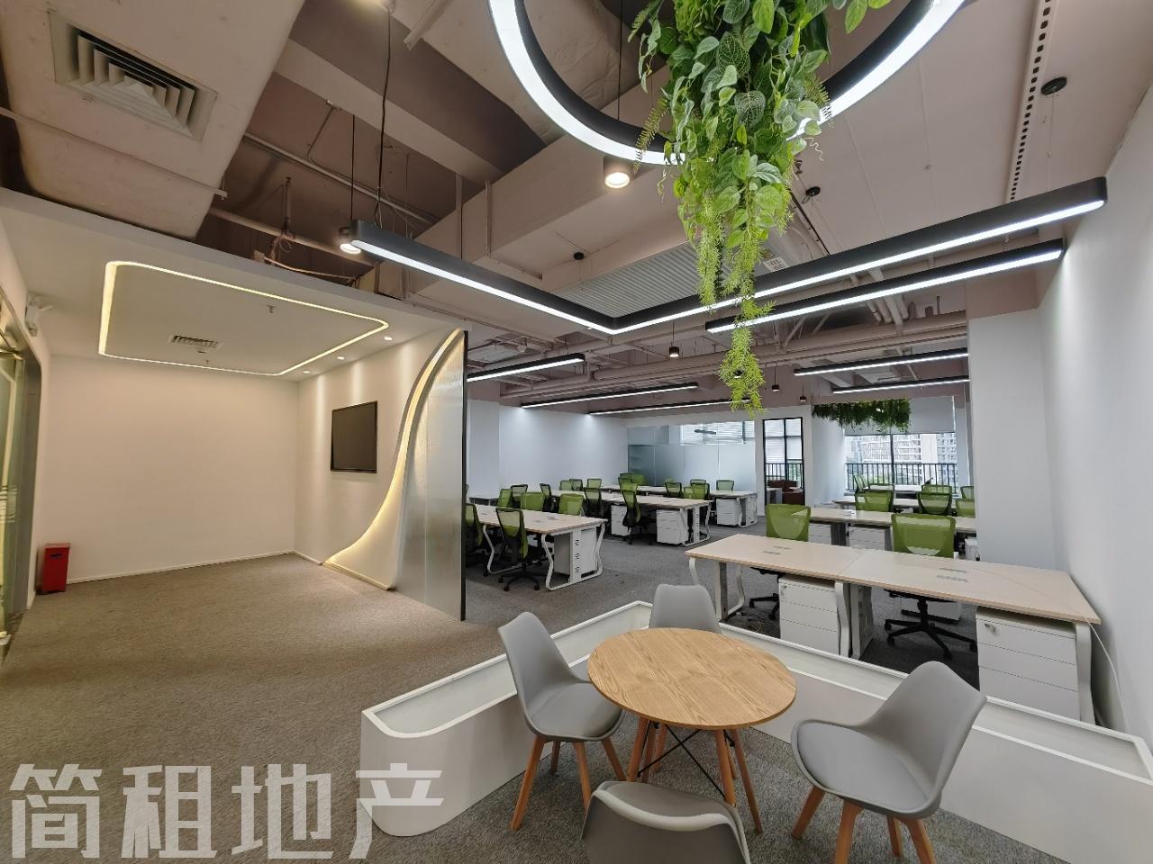 带家具 户型方正 创维创新谷 一手直租 高使用率 园区环境好