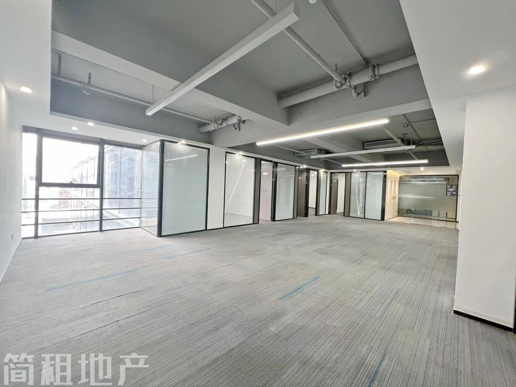 坂田岗头地铁口，城市山海云汇，60-380平精装修带家具