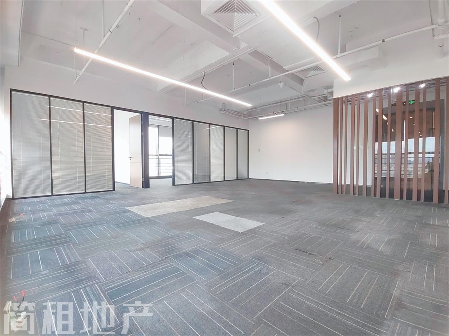 5号线坂田地铁，创汇国际中心，184平，商业综合体