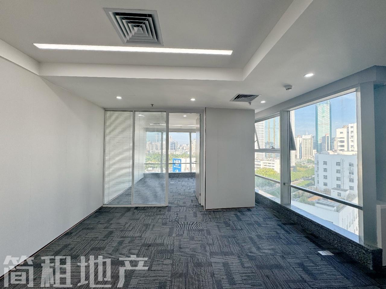 精装修、双面采光、看深南路，深圳市委，荔枝公园 中信大厦