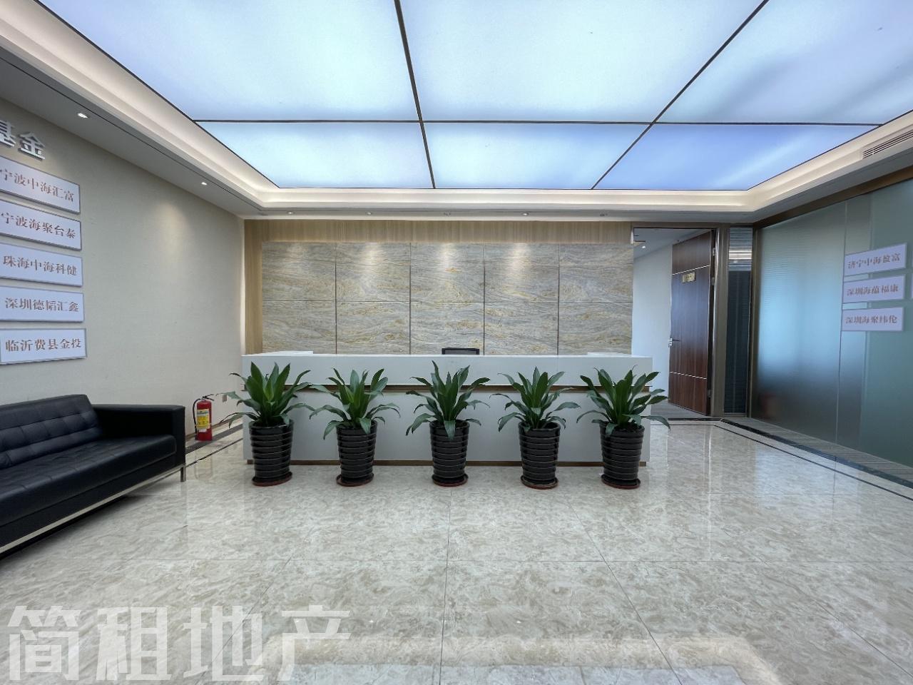 大气前台 精装 正电梯口 卓越时代广场 24小时空调