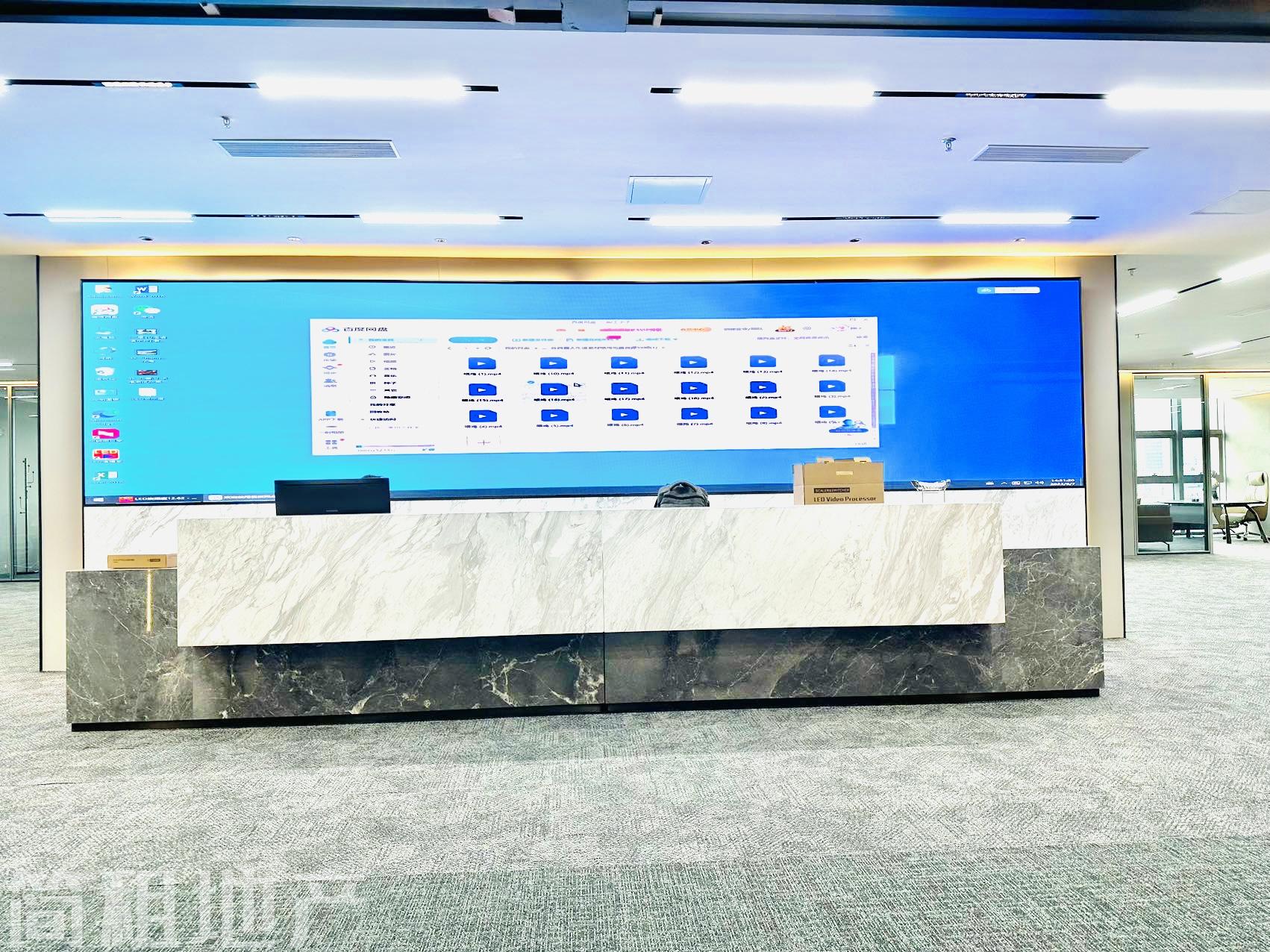 双面采光 带独立阳台 豪华装修 带家具 彩讯科创中心 24小时空调