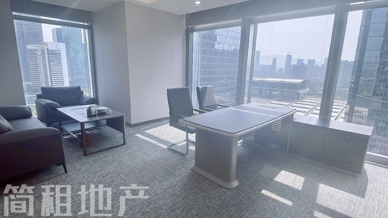 东南向双面采光，全新装修 卓越时代广场