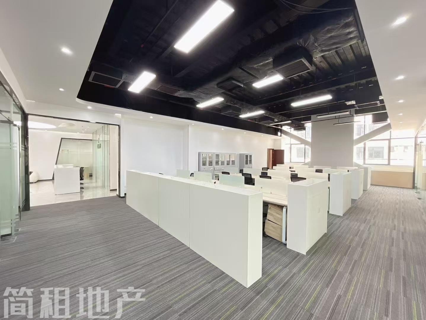 电梯口 现成直播间 西部硅谷 精装1013平 带家私 拎包办公