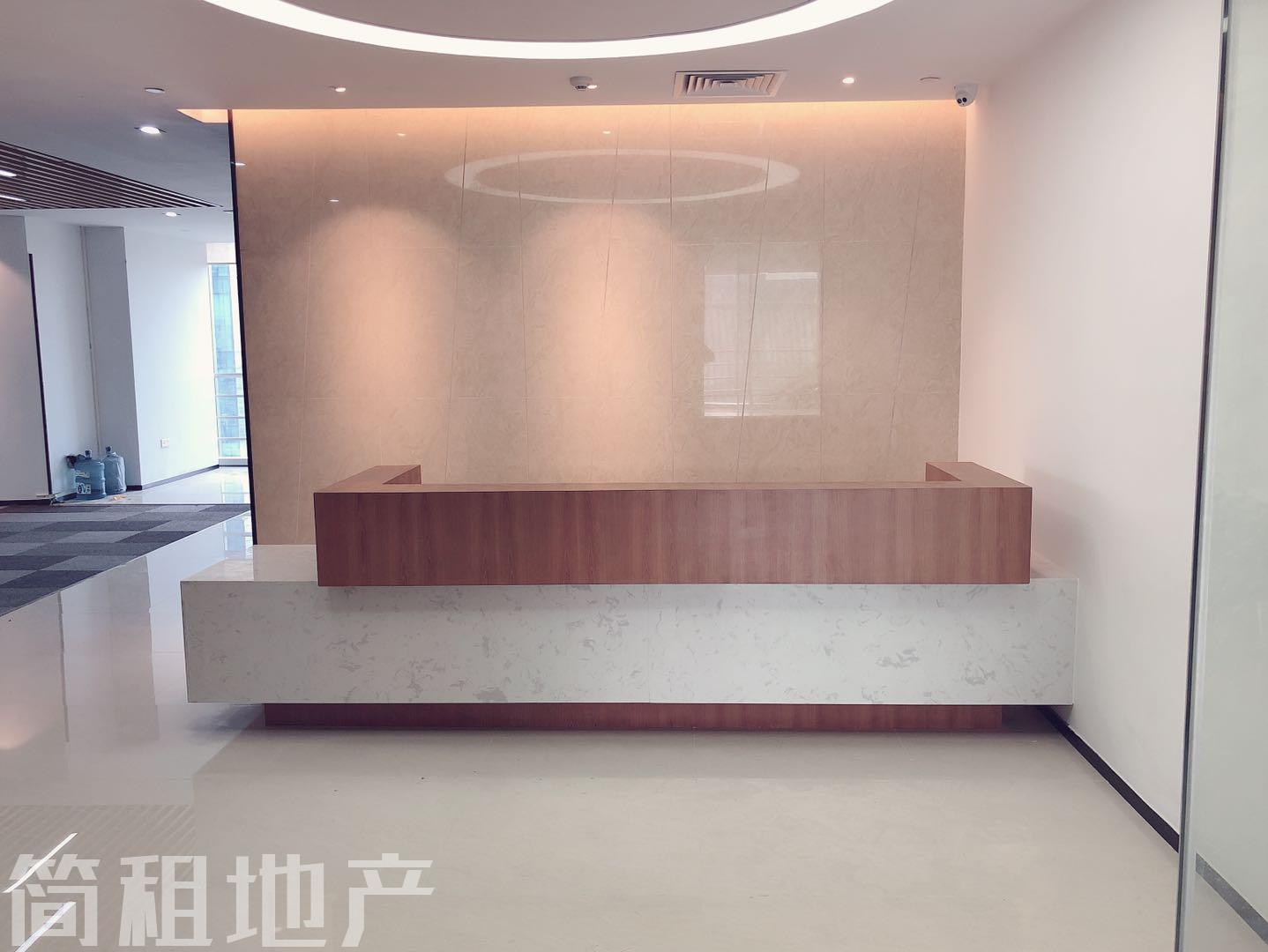 南北向端头位置双面采光，看山看水 星河world 周边配套成熟