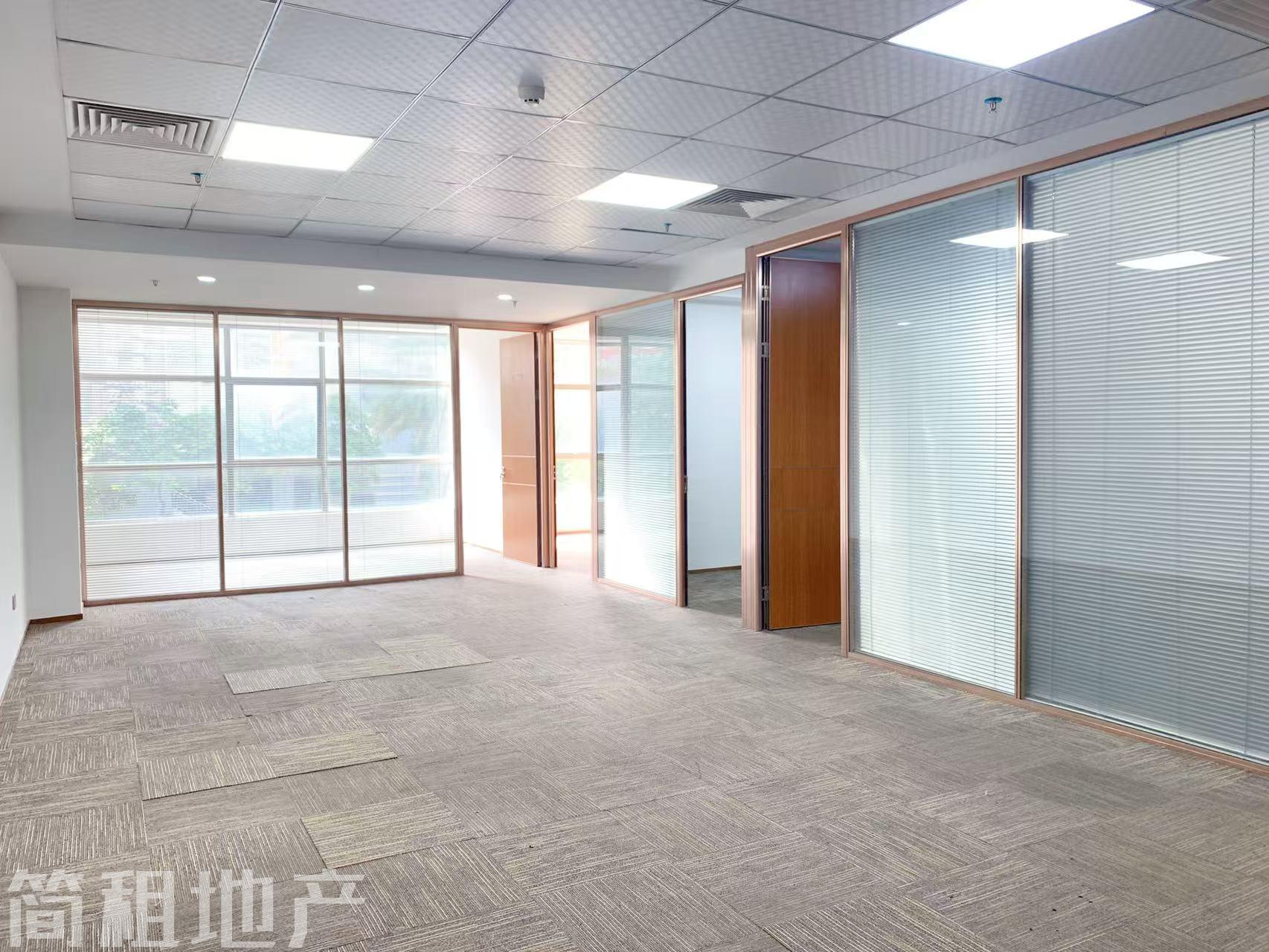 宝安西乡 明月花都 精装208平 4+1 空调24小时 停车位充足