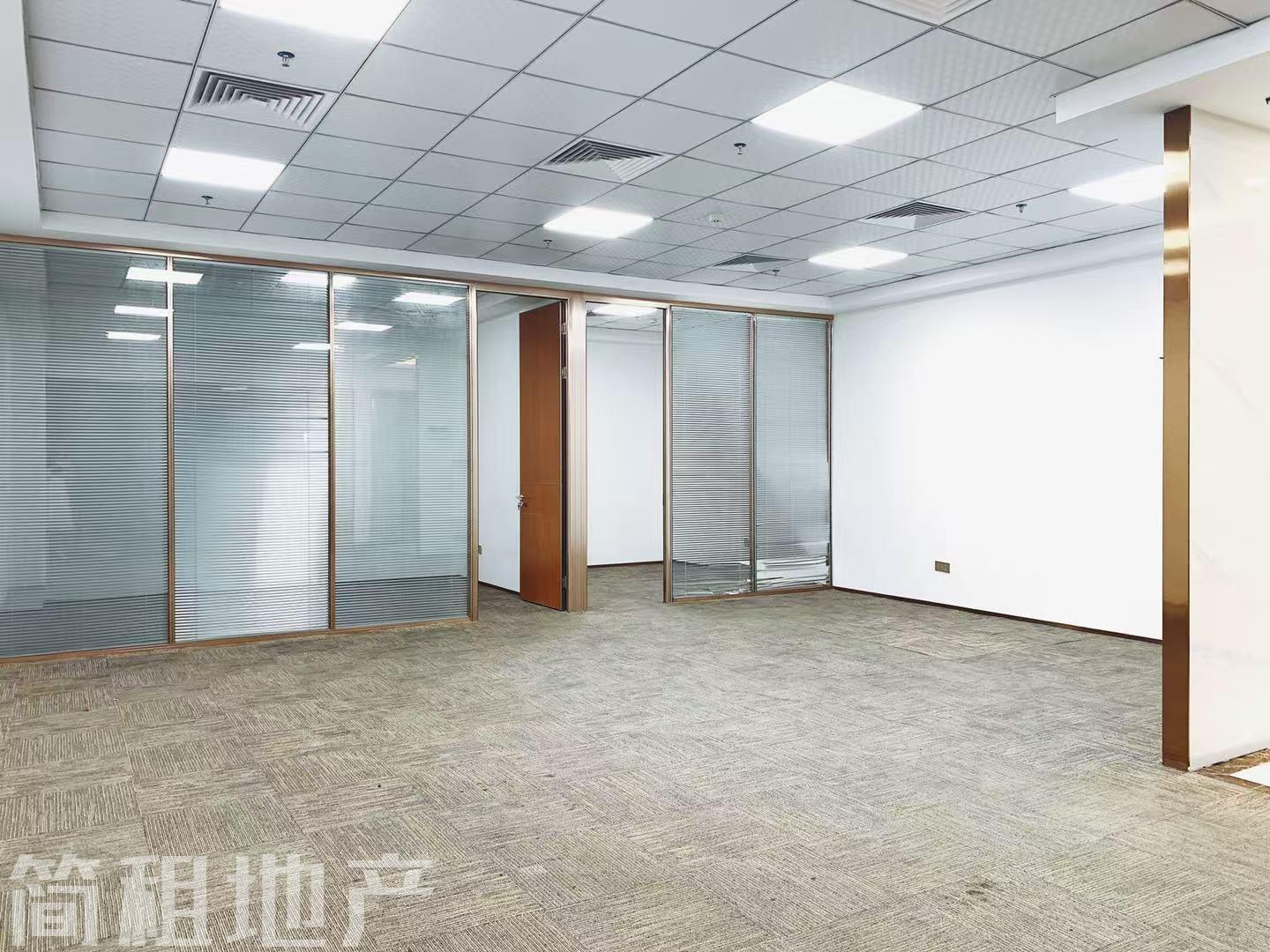 明月花都写字楼 精装178平 2+1 特价35 空调24小时独立控制