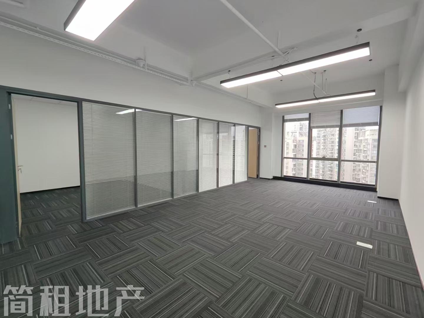深圳北 光浩国际 精装146平 3个房间 采光通透