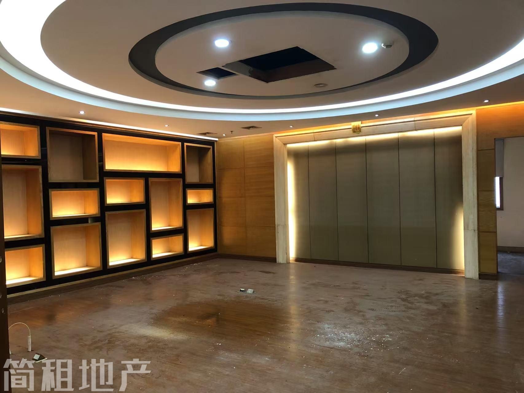 罗湖 水贝商圈 雍翠华府 裙楼1600-3200平商业招租 带燃气上下水
