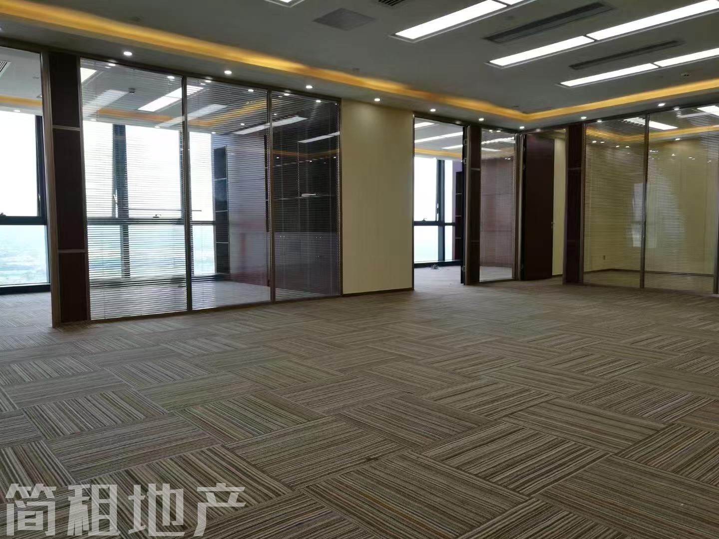 福田保税区 长富金茂大厦精装360平 6+1 东南向 落地窗 看香港