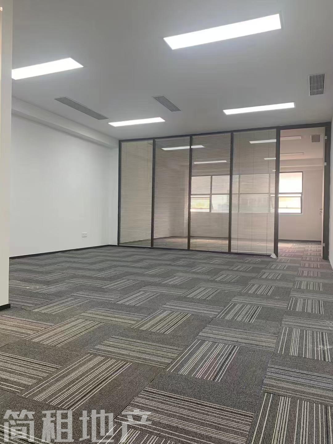科技园北 新奥林大厦 76平 大单间 电梯口 租金实惠