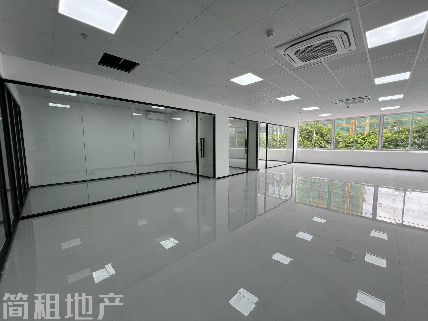 科技园北区 性价比高 富裕顶大厦 全新精装262平 3+1 业主直租