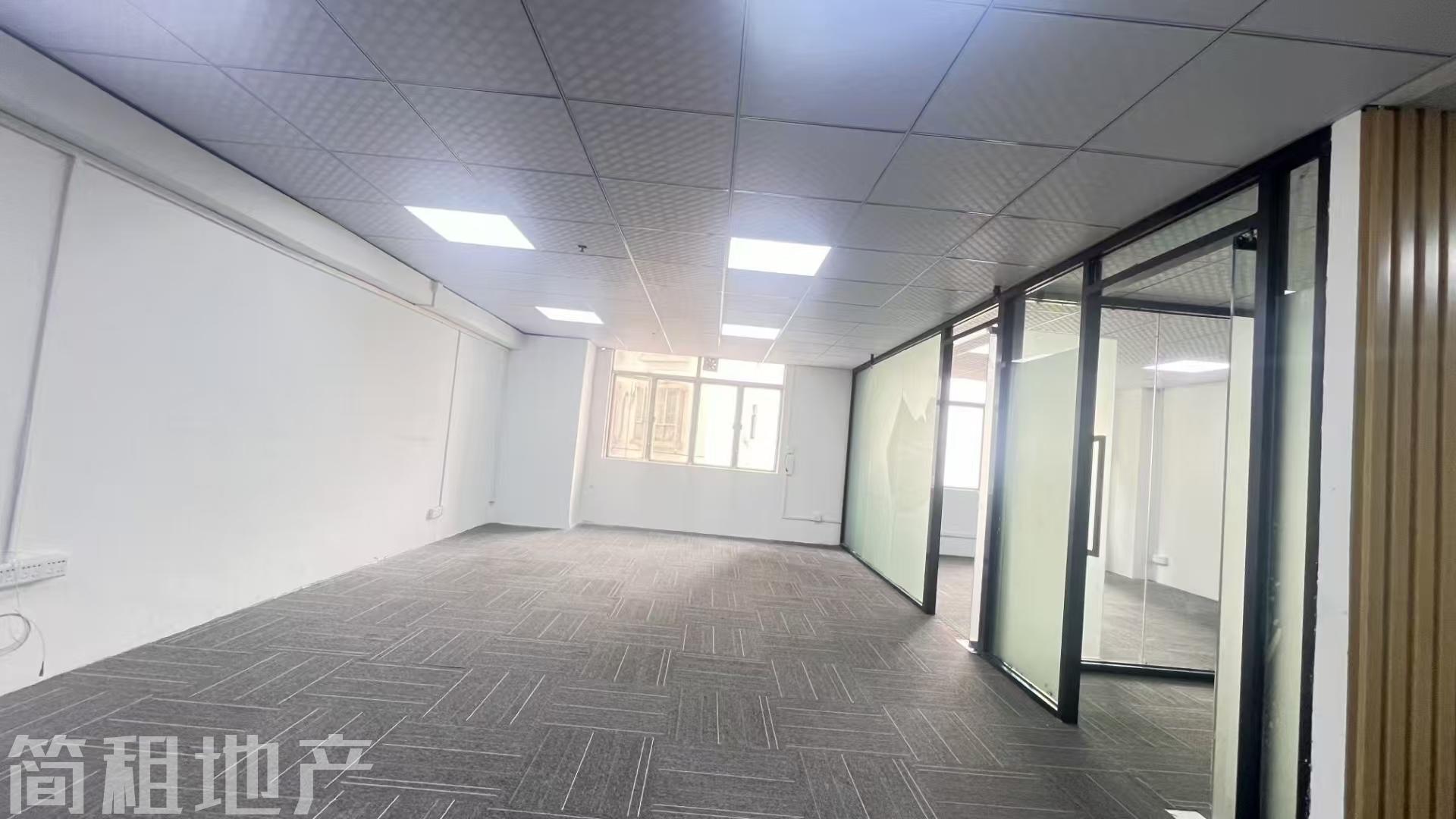 深圳北 南贤商业广场 精装138平 2+1 采光通透 可配家私