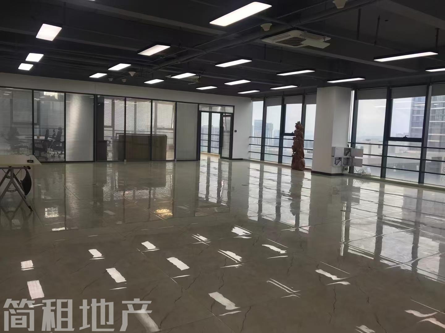龙岗 中海信创新产业城 精装670平 3+1格局 带阳台 户型方正