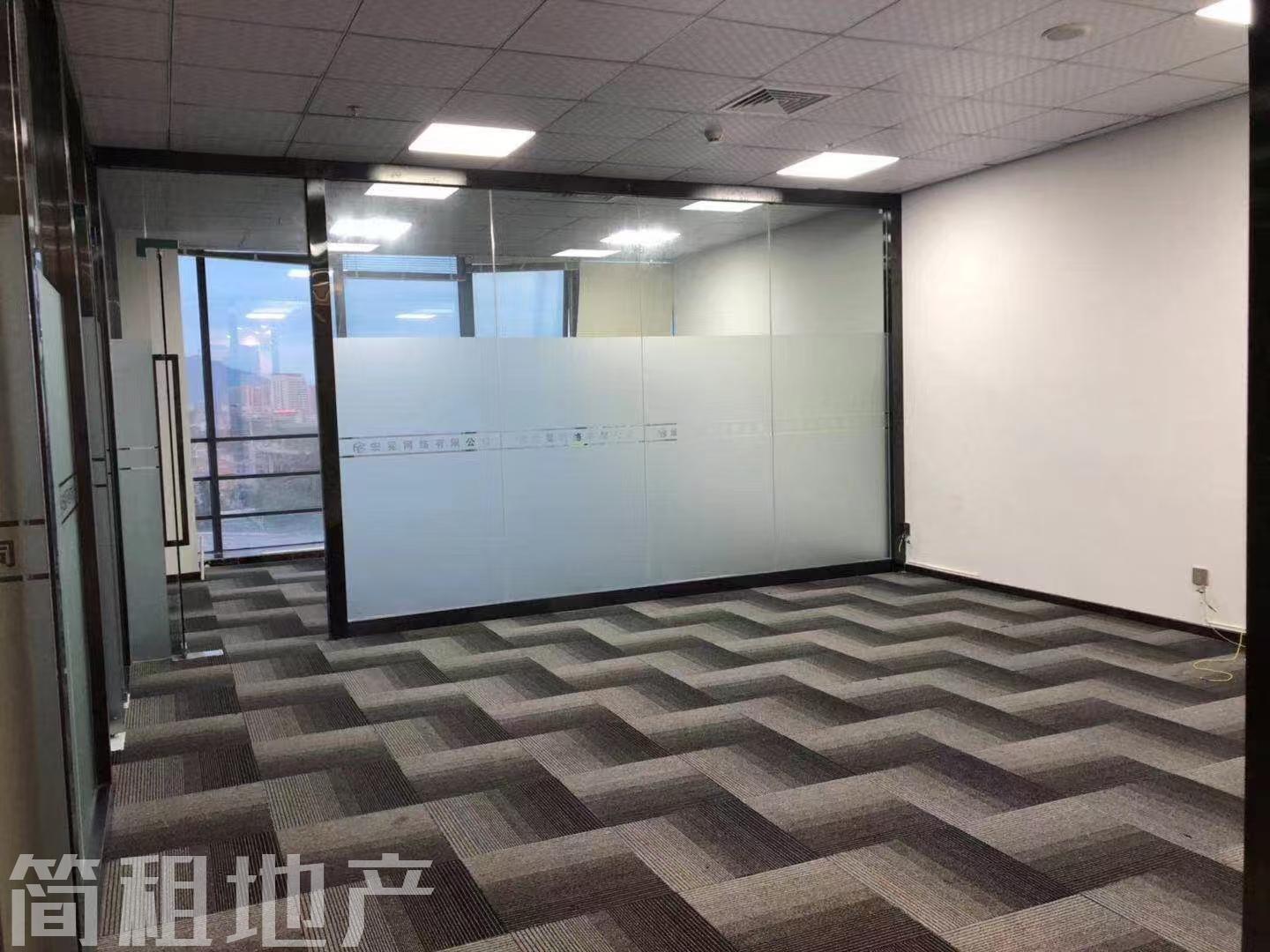 龙岗 中海信创新产业城 精装238平 2+1格局 可配家私 户型方正