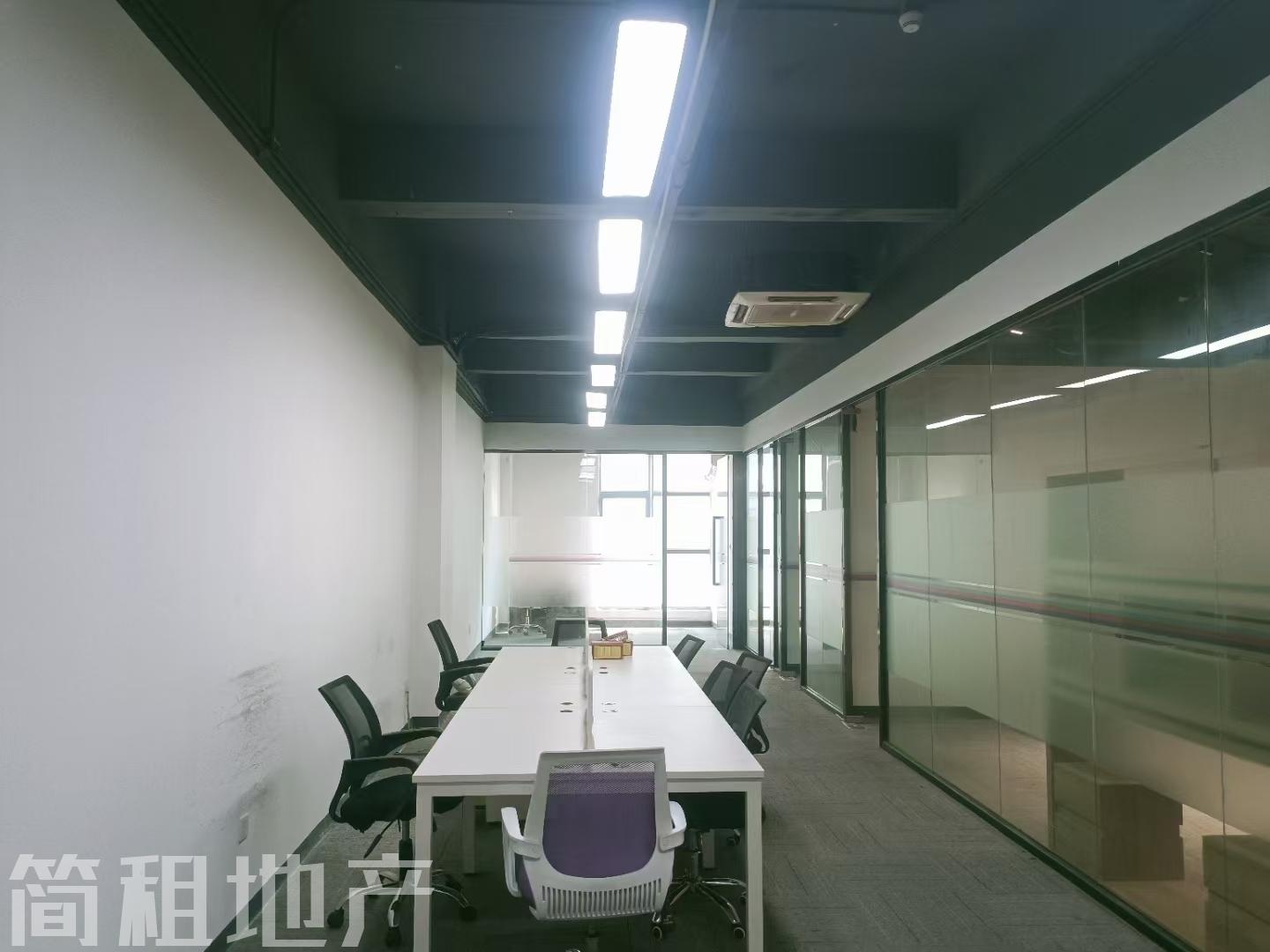 西乡固戍地铁口 航城智慧科技园 精装256平 4+1 电梯口 落地窗