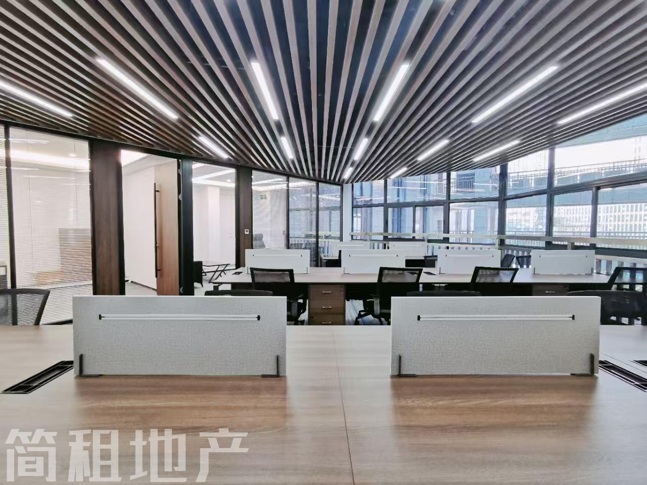 科技园南区 南京大学产学研基地 精装238平 2+1 双面采光 地铁口零距离