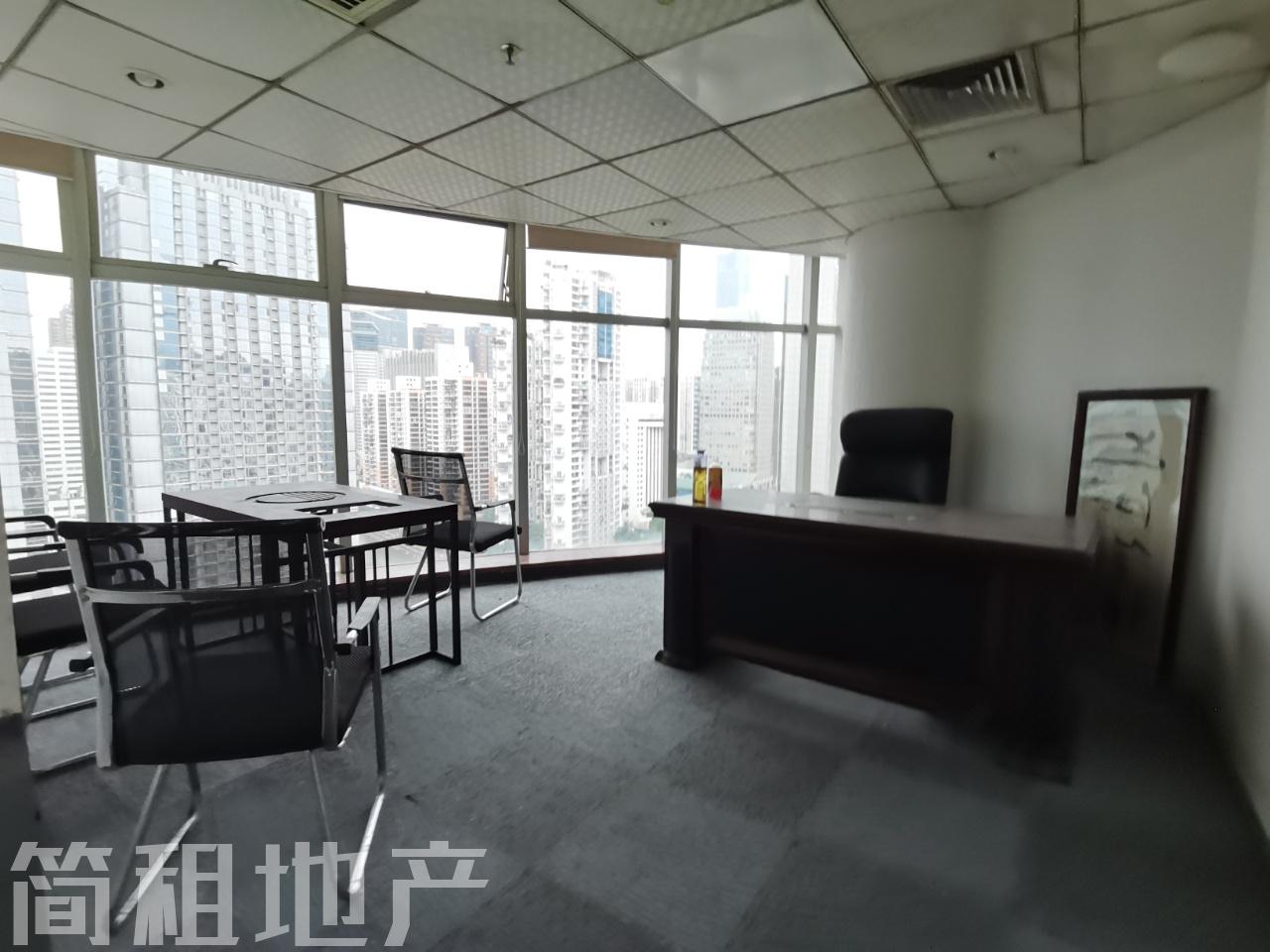 大小均有 高使用率 周边配套成熟 鸿隆世纪广场