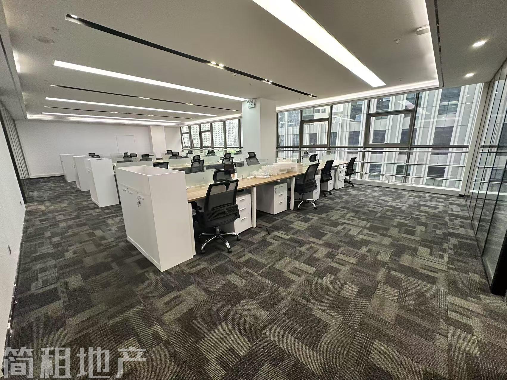 科技园南 北航大厦精装325平 一手实用率 4+1 带家私