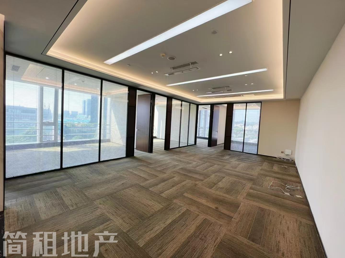 全新家私齐全 拎包办公 海源城大厦 精装345平 5+1 双面采光 