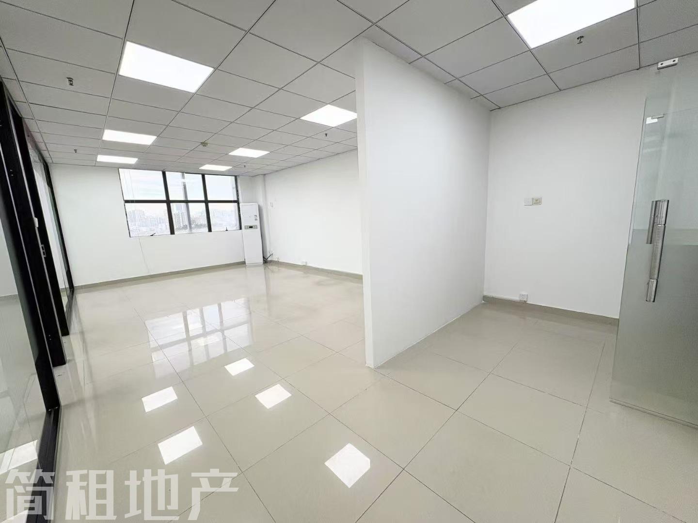 龙华民治牛栏前大厦物业直租，民治地铁口，停车方便面积50-500平