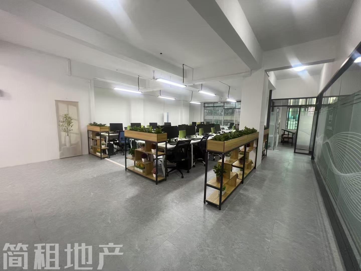 龙华笋盘 万盛创业园 精装438平 6+1 带家私 适合办公总部 贸易等