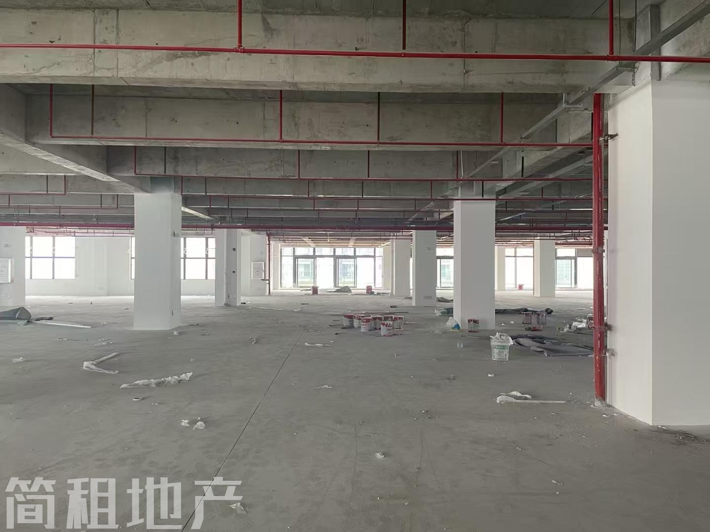 光明 三环科技大厦 整层带空中花园 2300平 可分 毛坯可定制装修