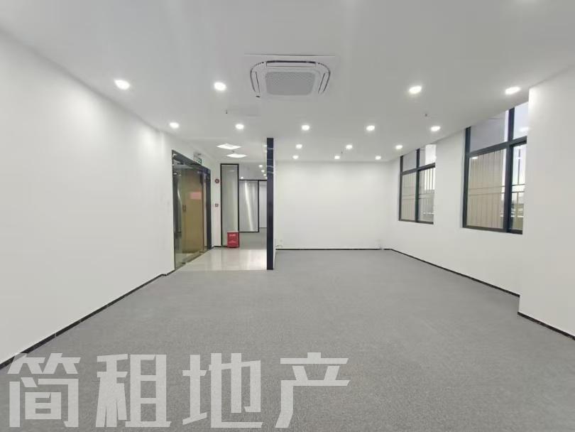 车公庙 雪松大厦精装238平 电梯口 4+1格局 可配家私 24小时空调