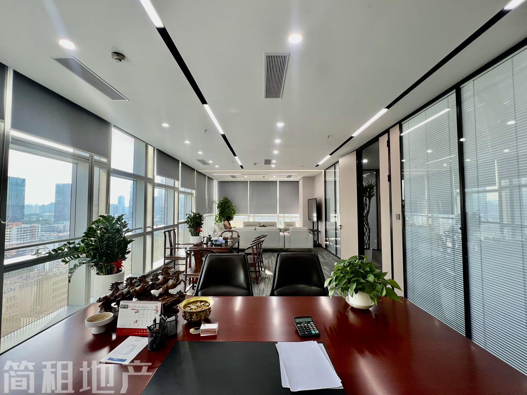 超大隔间 西南双面采光户型好 全新装修 讯美科技广场