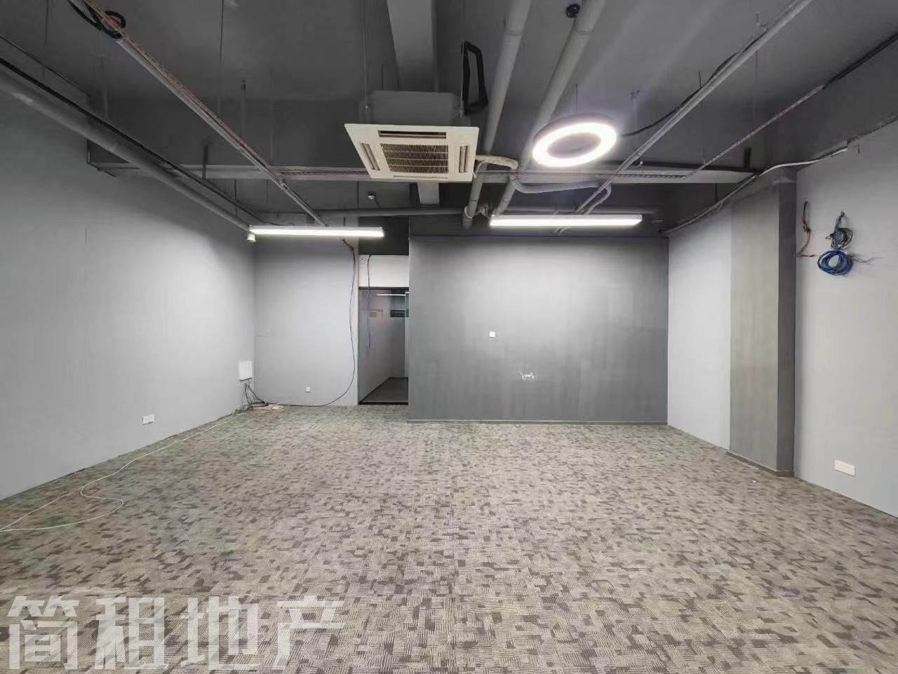 保税区 腾飞工业大厦 精装230平 2+1 可配家私 拎包办公
