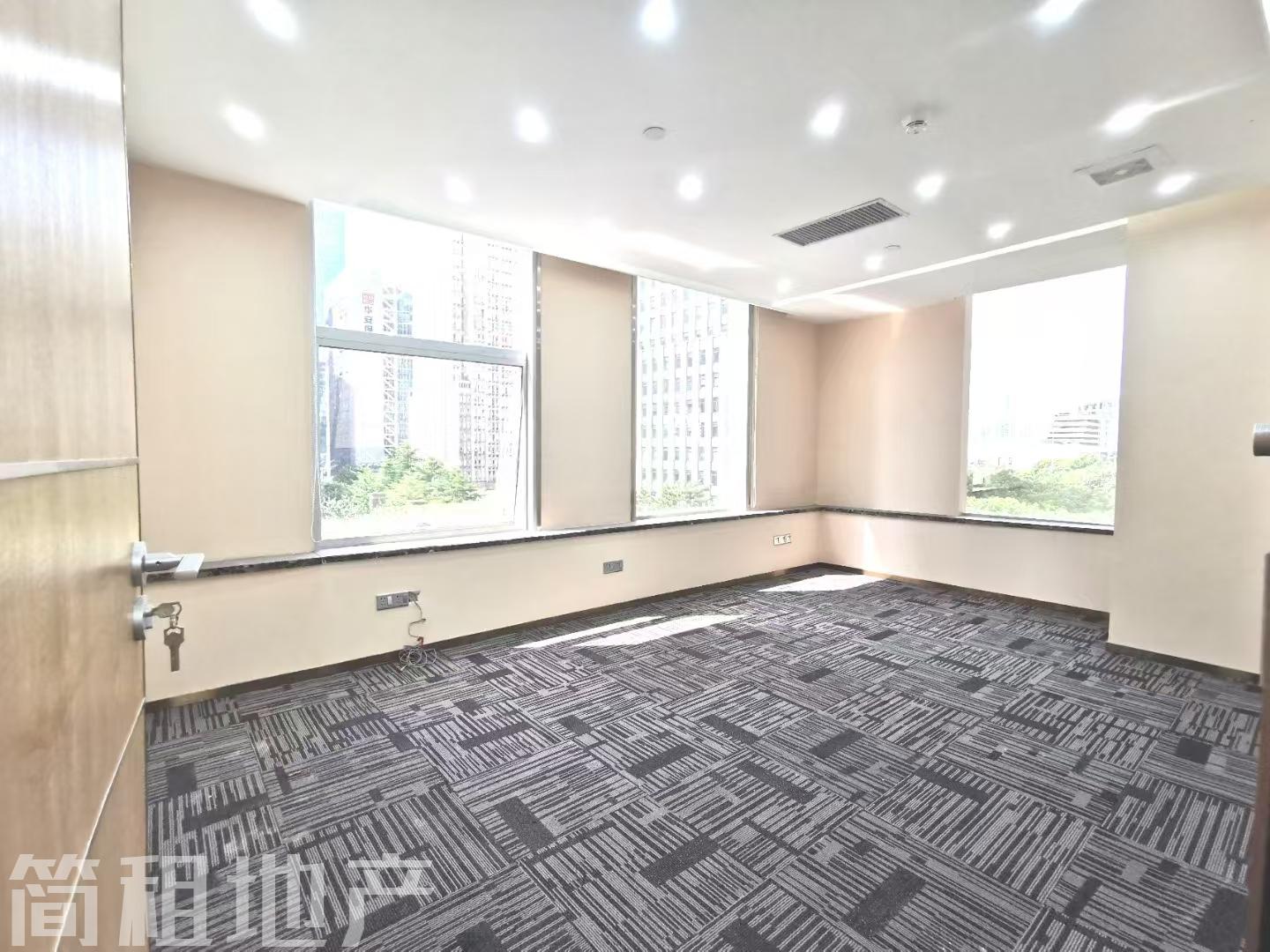 福田中心区 兴业银行大厦 精装90平 1+1格局 西南向 稀缺小户型