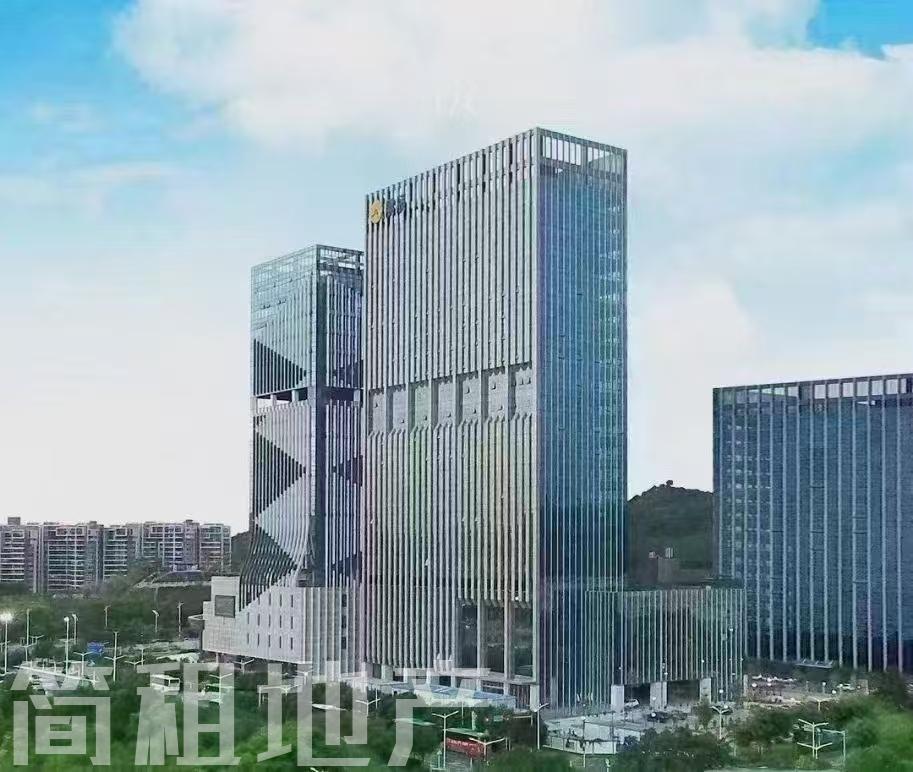 光明区政府对面 展辰大厦 精装347平 5+1 带货梯 可办公 可轻生产