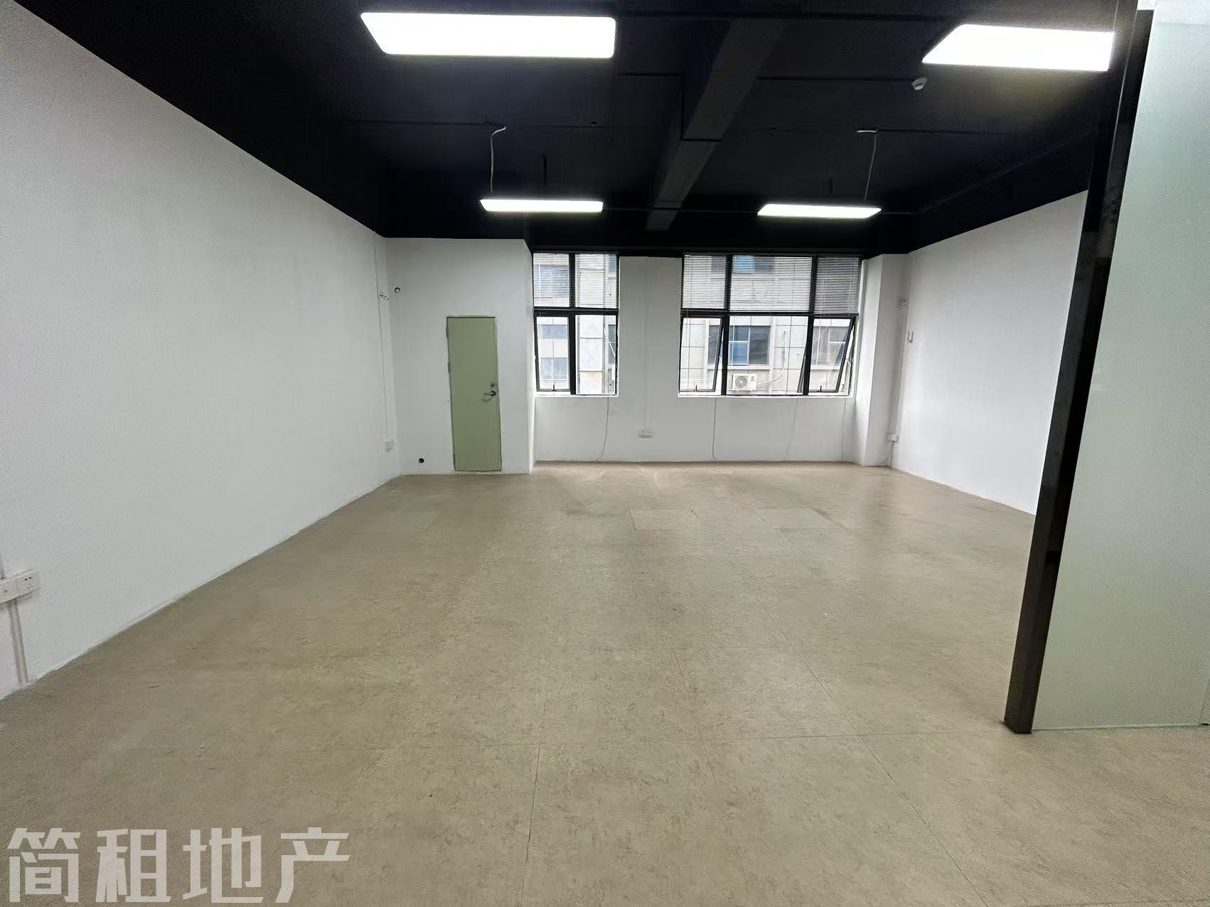 宝安沙井 稀缺小户型 精装88平 大开间 采光通透 户型方正 看湖景