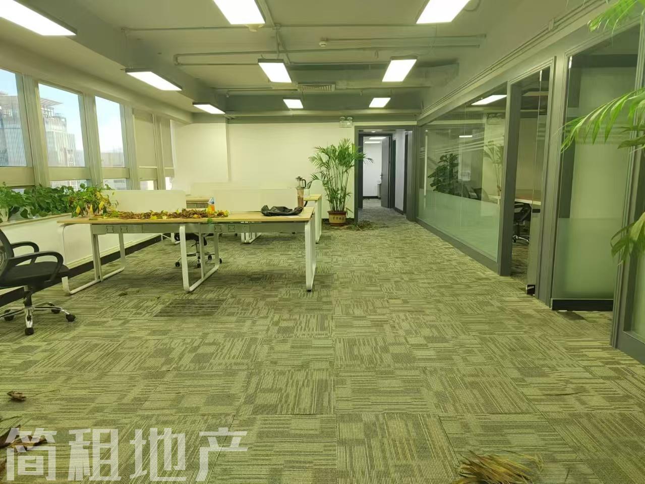 福田中心区 联合广场 精装268平 使用率7成 4+1格局 带家私 