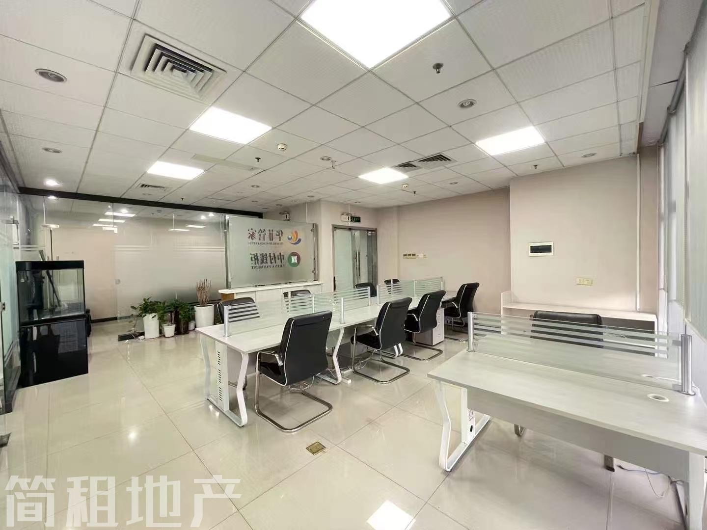 宝安中心区 万骏经贸大厦 精装150平 3+1 业主直租 7成使用率